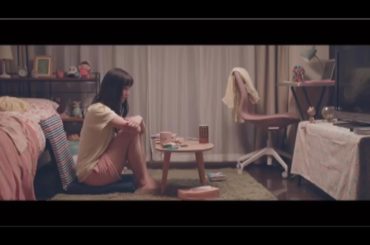 .

みゆはん2nd Album『闇鍋』収録曲「恋人失格」のMusicVideo
5月15日本日より公開されました .

コレサワさんのたばこのMVと
見合わせ...