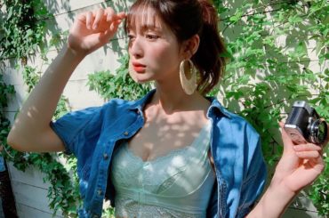 あっち〜〜！﻿
夏にピッタリ涼しげなカラーなミントグリーン﻿
ふんわりルームブラは色の種類が豊富だから選び放題なの！﻿
﻿
#アンジェラ芽衣 #写真 #phot...