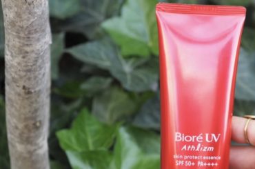 日焼け止めは、その日の肌状態やシーンに合わせて使い分けています
最近は夏みたいに暑くて汗もかくようになったので、ウォータープルーフタイプを使うことが多め
*
よ...