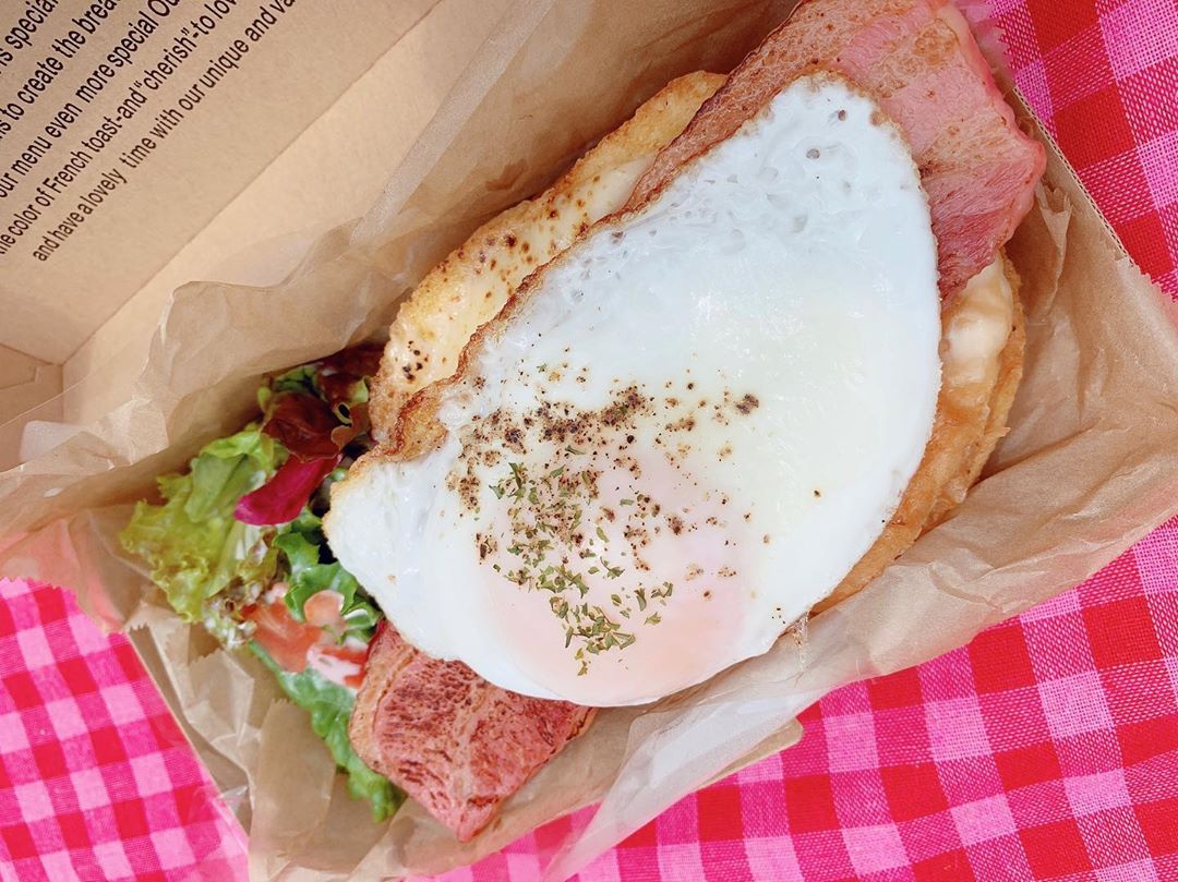 田中美久 ピクニックしたいなぁ って思ってたらこの前お仕事で出来ました幸せ 今日みたいに天気がいい日だとピクニックとかしたいなぁって気持ちになる 福岡の天神近く Moe Zine
