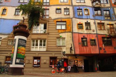 フンデルトヴァッサーハウス...