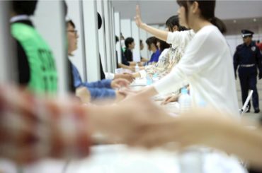 アイドルの活動
握手会...