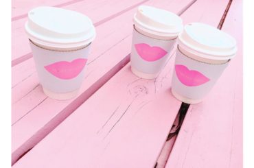 寒い日は温まるホットドリンク
#ハニーミーハニーカフェ
#メープルラテ...