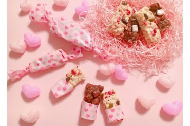 ホワイトデー
*
*
初めて1人でのチョコ作り
とっても簡単なチョコバーを作ったんだけど、私にとっては難しかったです
だけどメンバーみんな喜んでくれて良かった
...