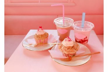 *
*
ストロベリーミルクスムージー
ほうじ茶ラテ
ラズベリーカップケーキ
バナナカップケーキ

店内がピンク一色で可愛かった
#honeymihoneyca...
