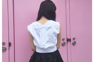 今日のトップスは背中のリボンが可愛いの#anmille...