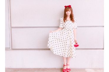 今日の洋服
*
ワンピース→#dazzlin 
ポイントに赤をいれると一気に女の子らしくなる #こみ服...