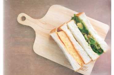 この間の朝ごはん作り。
たまには洋食も。
*
*
厚焼き玉子サンド 
アボカドとツナのハニーマスタードサンド*
*
朝ごはんSHOWROOM
ほぼ毎週土or日配...