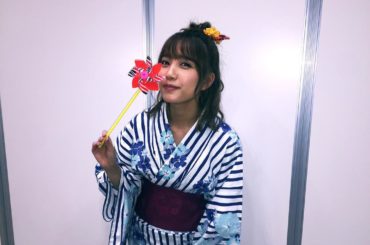 なんとも言えない顔してる...