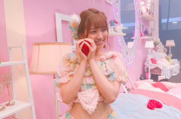 今日はかとれなちゃんの生誕祭だよ笑
劇場で精一杯アイドルやってきます
来てくださる方、オンデマンドで見てくださる方、みんな一緒に盛り上がれたらいいな...