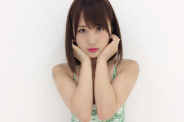 小顔ポーズ #BOMB #発売日...