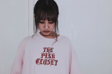 T-shirt @pinkclosetofficial...