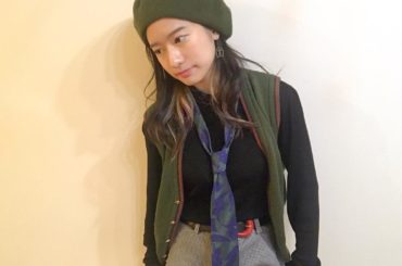 おばあちゃんのお下がりファッション
#ootd
#Roberta
#robertadicamerino 
#vintagefashion...