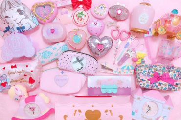 小学生の頃から私が大好きな #スイマー のラフォーレ原宿店が今日で閉店
ずっとスイマーのアイテムに囲まれた日常を送ってきたので悲しみが深すぎる…
この写真に写っ...