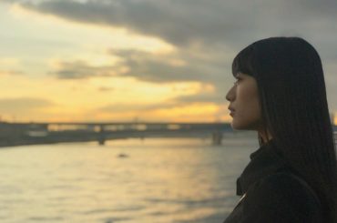 ＊
夕暮れ空を切なく感じるのはなぜだろう
・
#そういえば #今日は #皆既月食 # #...