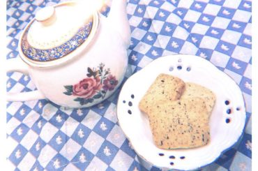 洋風。
*
*
紅茶のお菓子
たまに食べたくなるなぁ。
*
*
#ティータイム #お菓子作り...