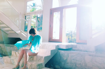 ２月２７日
ファースト写真集
『 飾らない宝石 』
発売致しました !!!
オフショット
インスタにもすこし
載せていきます ...