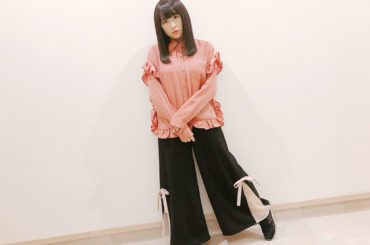 今日の私服
.
ブラウス→#sisterjane 
パンツ→#manonmimie #マノンミミー
スニーカー→#newbalance
.
#私服 #私服コーデ...