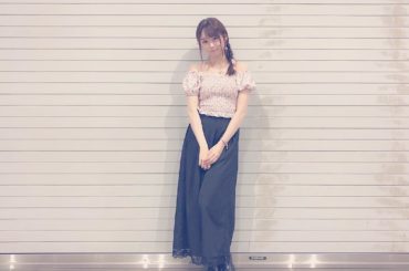 ぜんしんしん︎ ポーズダサすぎるね…笑 
#honeycinnamon #ootd...