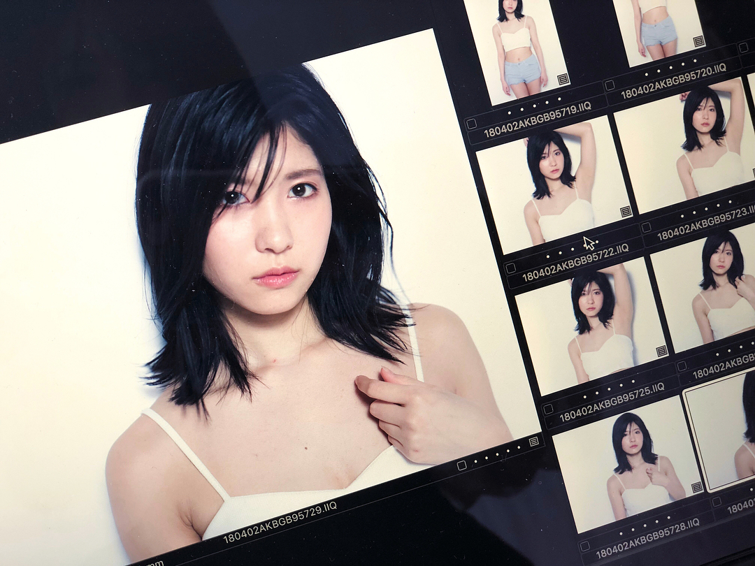 谷口めぐ Akb48総選挙公式ガイドブック18絶賛発売中毎年この撮影はオフェロなメイクでスッキリした衣装で大好きなの 是非チェックしてね Akb48 世界選抜総選 Moe Zine