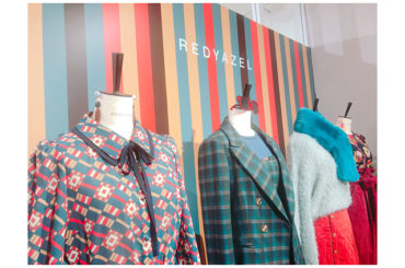 .
展示会にいってきました︎
かわいいお洋服だらけで幸せ
.
#redyazel #swingle
#willselection...