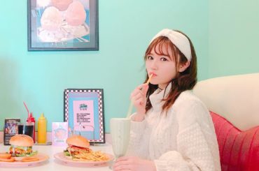 .
.
前に（ニット着てる時期だから相当前）名古屋観光した時行った可愛いハンバーガー屋さん
.
本当に今まで食べたハンバーガーの中で1番美味しかったよ .
....