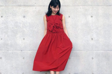 今日は、ちょっぴり背伸びして大人っぽい #merryjenny のワンピース
真ん中のリボンが可愛くて一目惚れ
#めぐコーデ #あしながおじさん...