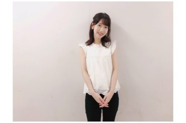 .
いつかの私服...︎
甘くなりすぎないように
デニムではなく黒のパンツに
したとこがポイント
.
#mercuryduo #uniqlo...