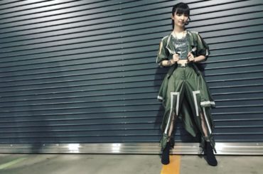 AKBグループ感謝祭
ソロパートではshow fight!を披露させて頂きました。
初めて出た総選挙でセンターとして頂いた大切な曲。神7になった今だからこそやる...