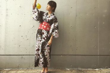 じーっ。

#夏 #浴衣...