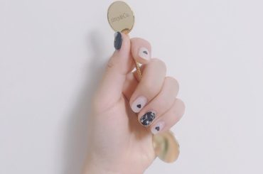 *
今日でお別れしたネイル
ギター合わせで初めての黒でした、かわいい...