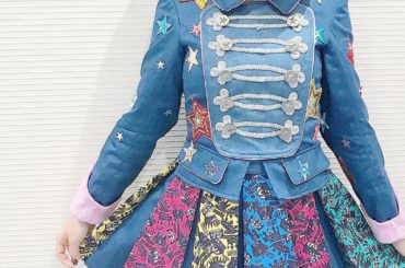 *
スカートの柄に注目
#じゃんけん大会 #憧れのポップスターズ #akb衣装...