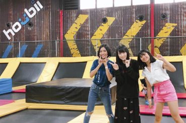.
Hari ini aku main trampolin sama
Pucchi chan dan Meme chan！
Sangat menyenangk...