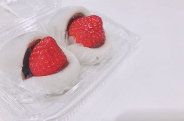 *.﻿
香織ちゃんと いちご大福﻿
食べました﻿
﻿
苺を食べてる時間は﻿
至福の時間です！！﻿
・﻿
#いちご大福 #稲垣香織 ちゃん #...