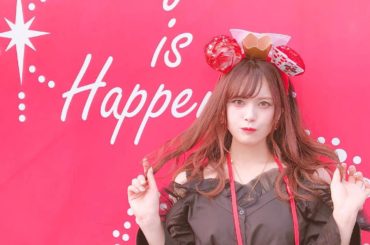 こないだ行ってきたー！夢の国ぃい！
ハートの女王のカチューシャがどうしても欲しかったの
黒×赤でハロウィンぽい
#tdl #ハートの女王...