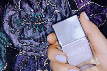 むらさき
*
*
@0826manami からのプレゼント
紫っぽい白っぽいグレー
なんとも言えない色がかわいいなぁ
*
*
#nailsinc #マニキュア...