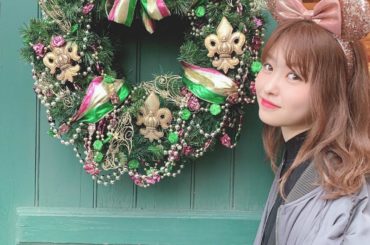 .
.
.
クリスマススポットみっけ
智代梨の玄関前にもこんなおっきなリース飾りたい
.
.
#ディズニーランド...