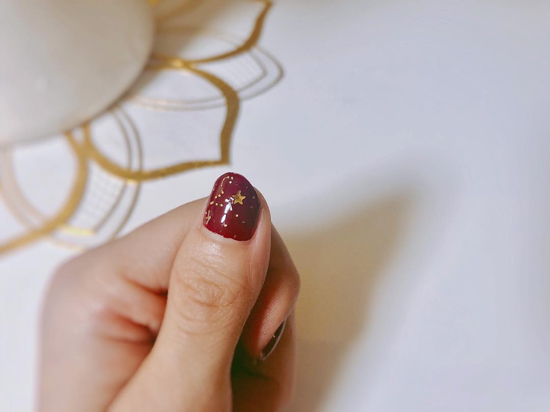 武藤十夢 みーおんからもらったキラキラネイルがいい感じ セルフネイル Dior Moe Zine