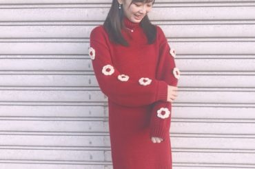 *.﻿
握手会1日目の私服﻿
#merryjenny のワンピースでした︎﻿
﻿
赤いワンピースに、﻿
お花がついてて珍しいデザインで﻿
とってもお気に入りです...