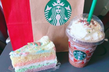 .
飛行機に乗る前にタイの空港のスタバで買った、ユニコーンケーキとフラペチーノ
普段フラペチーノ買わないから名前があんまり分からなくて、上のトッピングが可愛か...