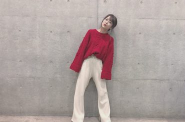 _
握手会三日間ありがとうございました
みんなに会えてパワー充電できたので明日からも頑張る
.
.
私服タグ付けしてます
珍しく赤ニット着てみた︎
.
#oot...