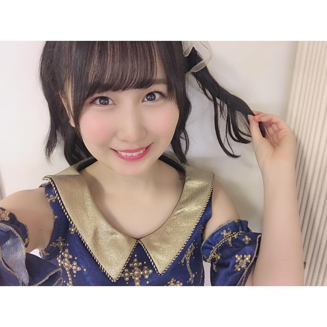 山邊歩夢 ツインテールの日ということで 3種類のツインテールを 1枚目 高いツインテール 2枚目 低いツインテール 3枚目 ハーフツイン みなさん Moe Zine 山邊歩夢 ツインテールの日ということで 3種類のツインテールを 1枚目 高いツインテール 2枚目 低いツインテール 3枚目 ハーフツイン みなさん Moe Zine