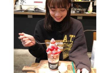 もう1つ、、いちごのパフェ、、
もう幸せな時間でした。。
めっっっっちゃ美味しかった︎
.
#thelighthousecoffee 
#噂のストロベリータワー...