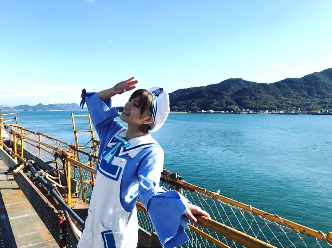 岡田奈々 風を待つのカップリング曲 出航 未完成の船上劇場で Mv撮影をしました 船長 キャプテン ということで センターを務めさせてもらってます た Moe Zine 岡田奈々 風を待つのカップリング曲 出航 未完成の船上劇場で Mv撮影をしました 船長 キャプテン ということで センターを務めさせてもらってます た Moe Zine