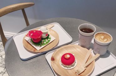 .
グルメショップ BY マンダリン オリエンタル 東京
.
アートのようなケーキのカフェに行ってきました♪
イースターっぽいケーキ美味しかった 生憎の雨の日だ...