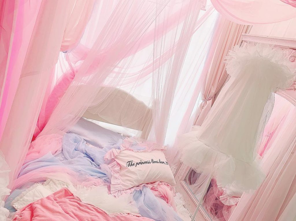 ベッドルーム Moe Zine