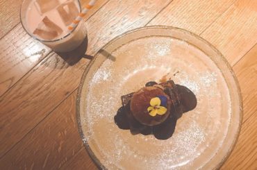 ＊
チョコレート好きにはたまらないデザート♡...