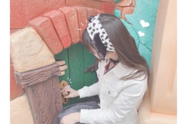 .
小さ〜〜いドアはっけん！
.
鍵穴がミッキーになってたよ
.
#隠れミッキー #disney #tokyodisneyland #夢の国 #AKB48 #武...