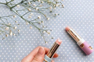 猫
*
*
いつかは欲しいなぁと思っていた
猫モチーフの可愛いリップ。
*
*
@paulandjoe_beaute *
☆リップスティックトリートメント
無色...