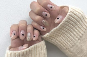 _
new nail
前回のハートネイルが可愛くて
またハートネイルにしてしまった
今度は色を変えて黒にしました︎
今回も @chipieee_tokyo さん...
